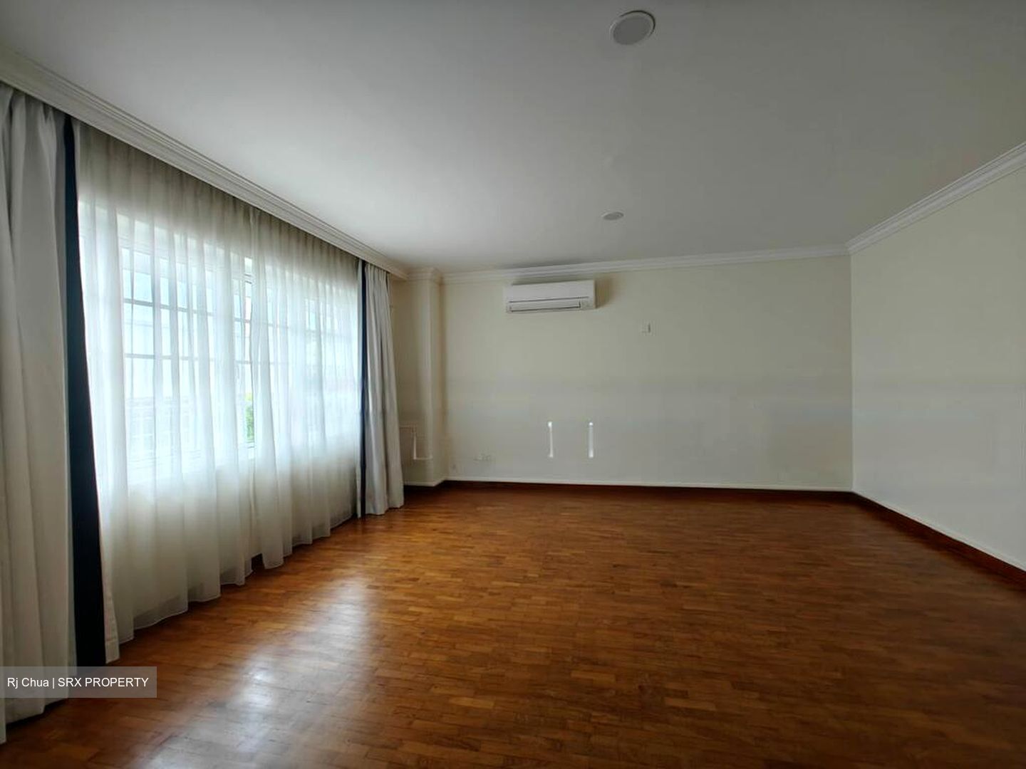 Swiss Club Park (D11), Detached #448534431